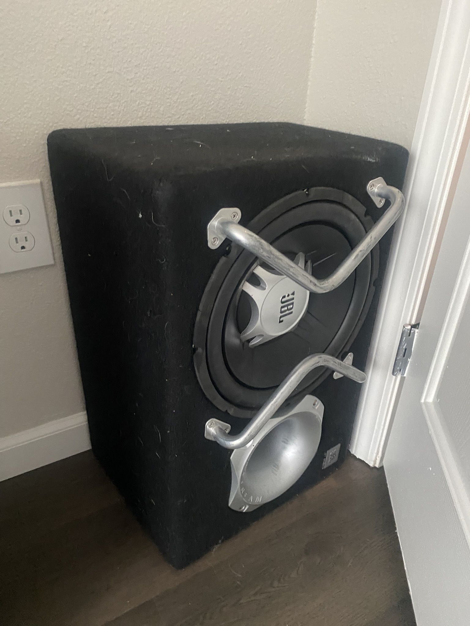 JBL Subwoofer 12”