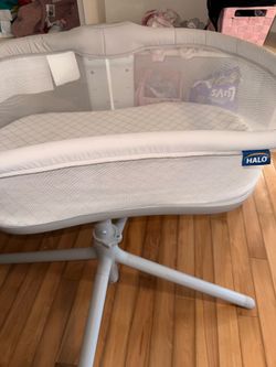 Halo bassinet