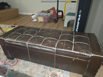 Free leather ottoman with storage