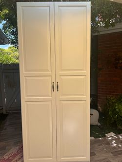Modern Storage cabinet  / wardrobe