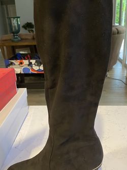 Boots size 6 1/2