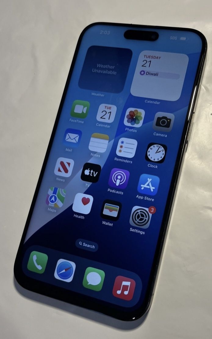 iPhone 15 Pro Max 256 GB (Unlocked For All Carriers)