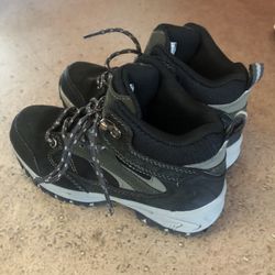 Kids Hiking Shoes