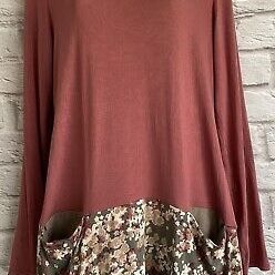 Logo Lori Goldstein Tunic Top Size L Mauve w/ Floral Hem Trim Pockets