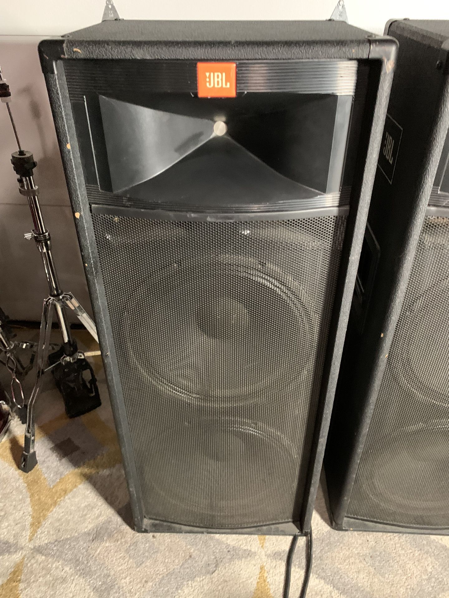 Pair of JBL TR Series TR225 PA TwoWay Loudspeakers 2x15” W/ Horn for