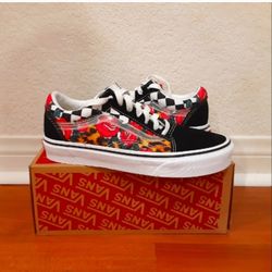 Vans Multiple Sizes Read Entire Description 