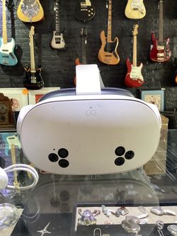Meta Quest 3 VR Headset