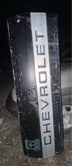 Tailgate for chevy 1993 thru 1998
