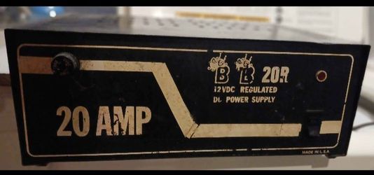 VINTAGE GESSY ELECTRONICS (GSC) 20R 12VDC 20-AMP REGULATED DC POWER SUPPLY IT DOES TURN ON