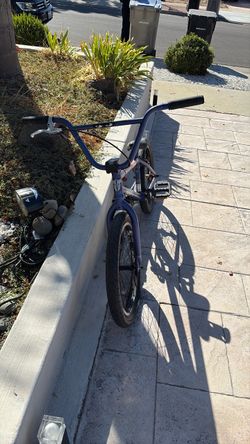 Blu BMX