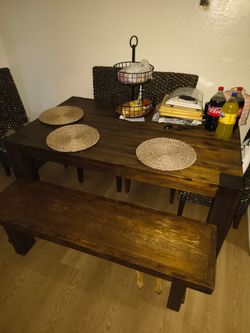 Farmhouse dark table with 4 chairs Free