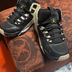Zapatos De Hombre Jordan Size 71/2 for Sale in - OfferUp