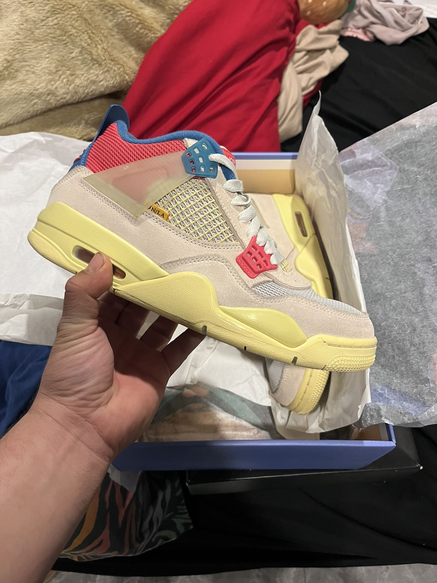 Jordan 4 Union Guava