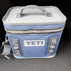 Yeti Hoper Flip 8 Soft Cooler