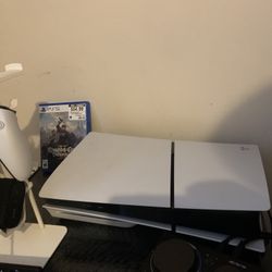 Ps5 Slim with Disc In Excellent Condition 