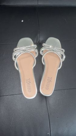 Dress shoes