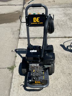 Gas Pressure Washer - Like New