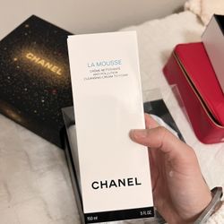 Chanels LA Mousse(cleanser)
