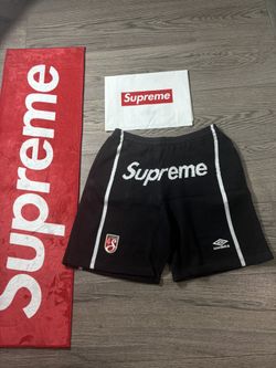 Supreme Knit Shorts 