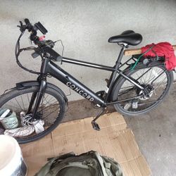 Concord Ebike Only. Rode About 20miles Tops It's In Mint Condition With 50dollar Lock And A Phone Holder 