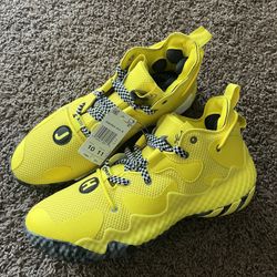 New Adidas Harden Vol. 6 "Taxi" Yellow Black Basketball Shoes for Sale in  Garden Grove, CA - OfferUp