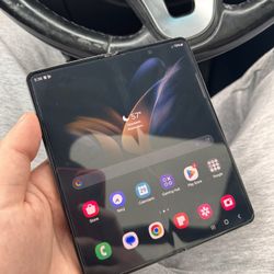 Vendo O Cambio Samsung Galaxy Fold 4 512Gb VERIZON SOLAMENTE 