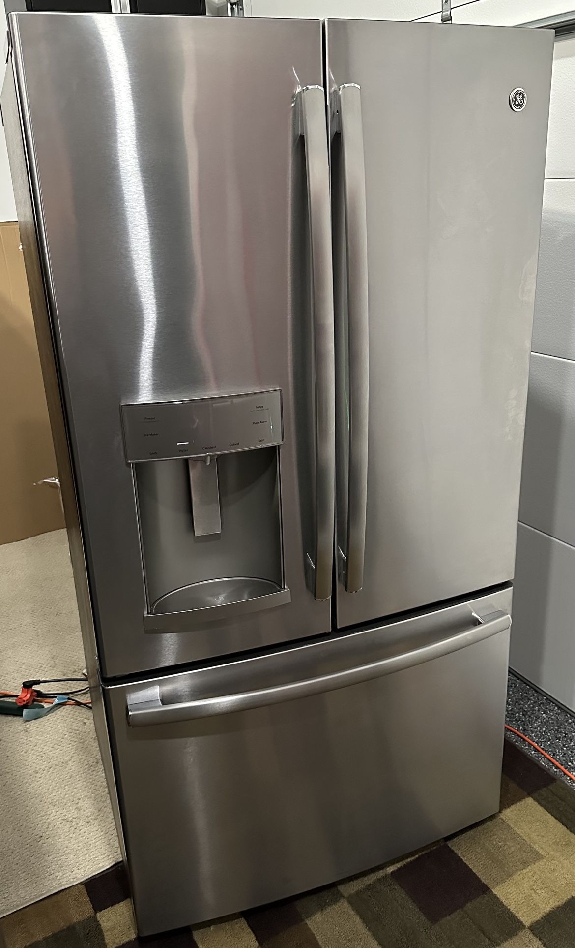 Refrigerator 