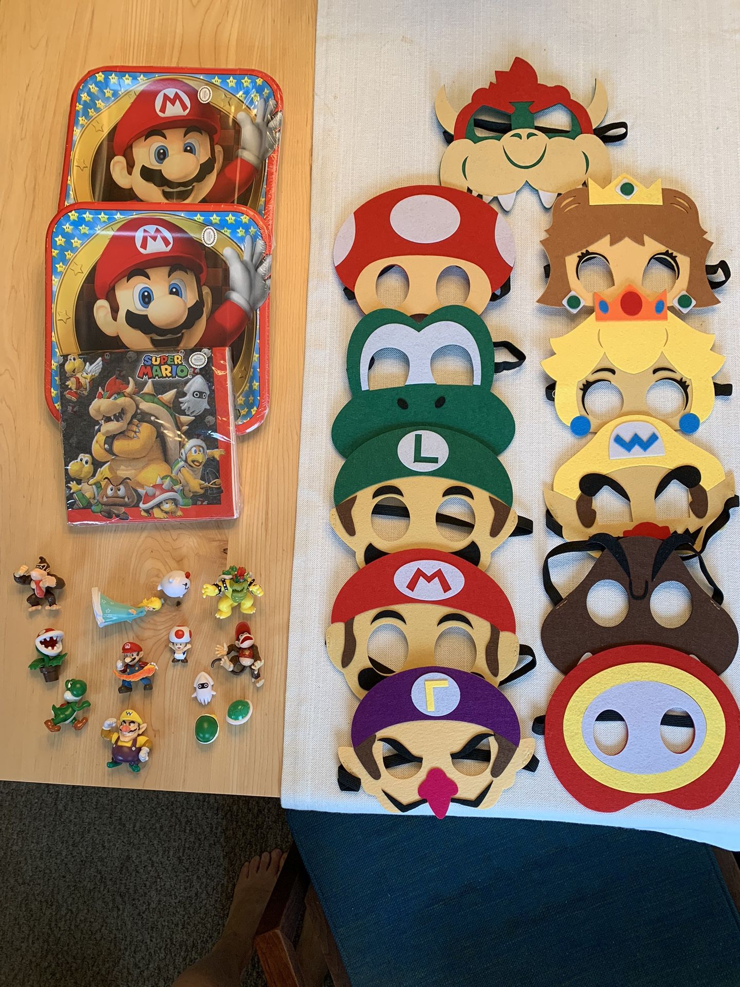 Super Mario party Pack! $10