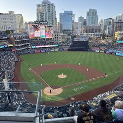 2 Tickets Padres Vs Diamondbacks 9/26 