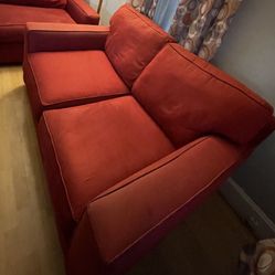 KROEHLER Red Sofa & Loveseat 