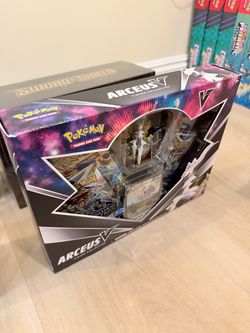 Arceus V Pokemon Figure Collection