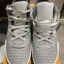 Nike Lebron Witness 7