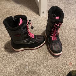 Snow Boots
