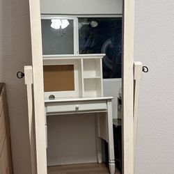 bedroom mirror !!