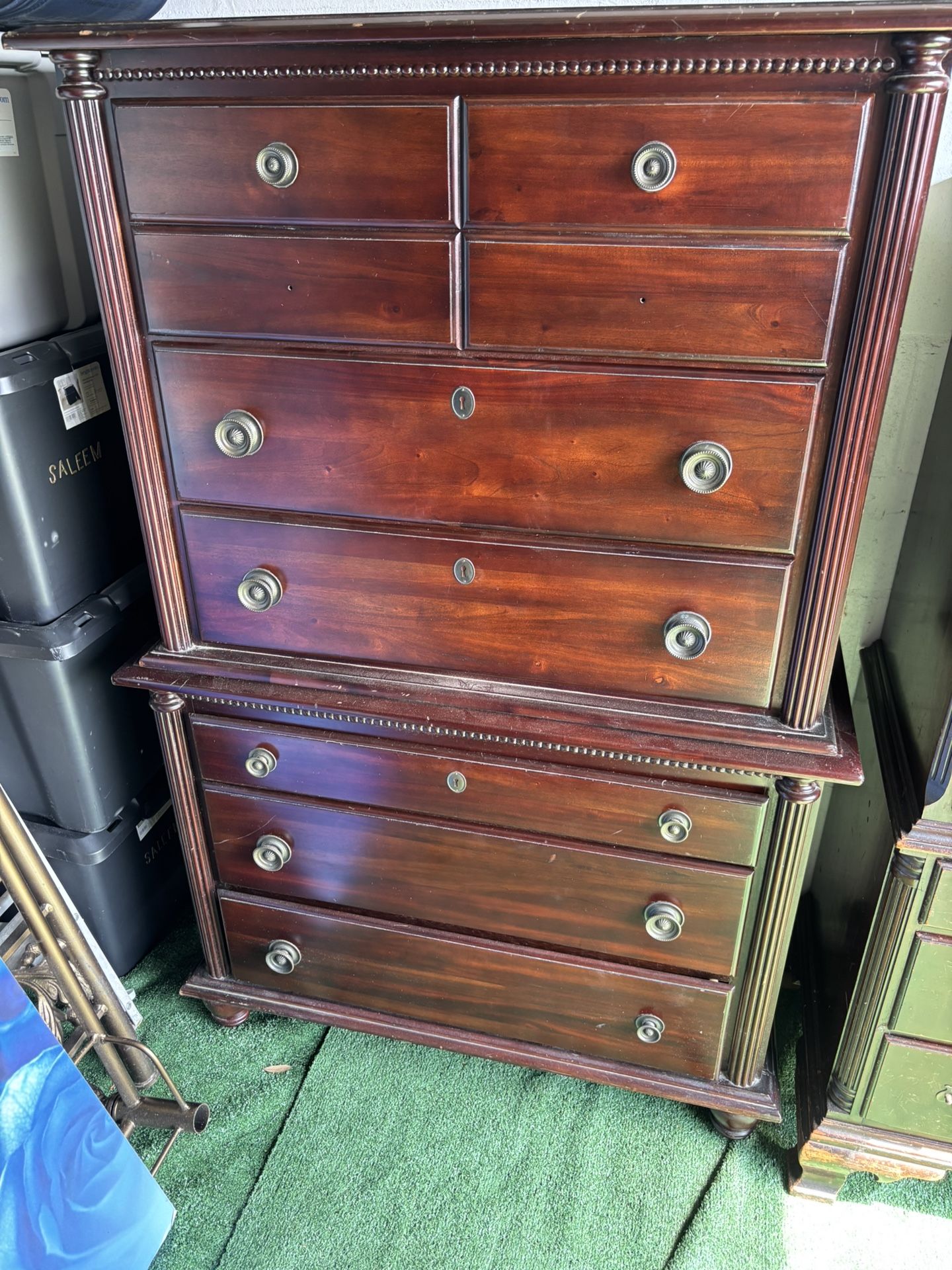 Dresser