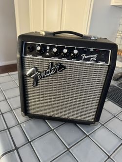 Fender Frontman 10G Guitar Amp LIKE NEW