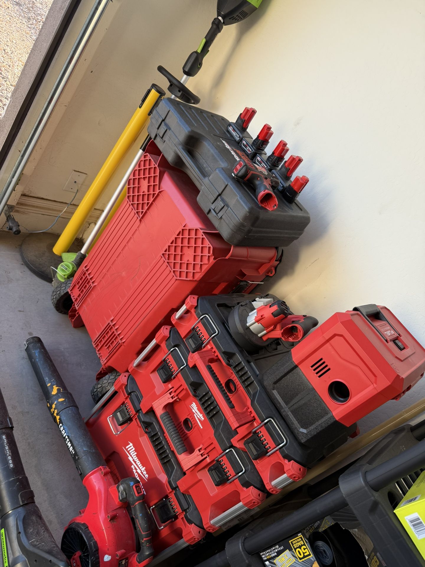 Milwaukee Rolling Box