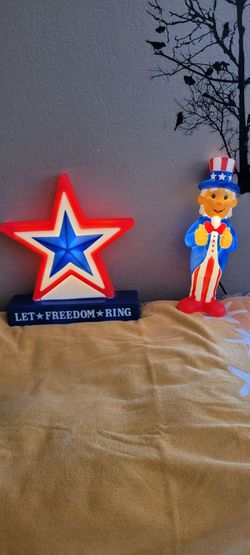 4th of July light up/ plug in decorations