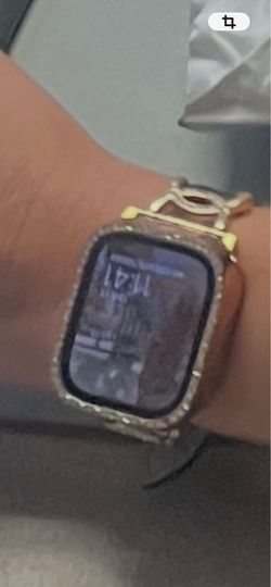 Apple Watch Series 7 (GPS + Cellular)