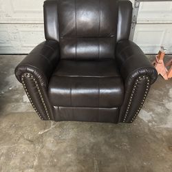 Motorized Leather Recliner 
