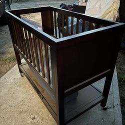 Baby Crib 