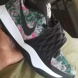 Nike Kyrie Low EP 'Floral' | Multi-Color