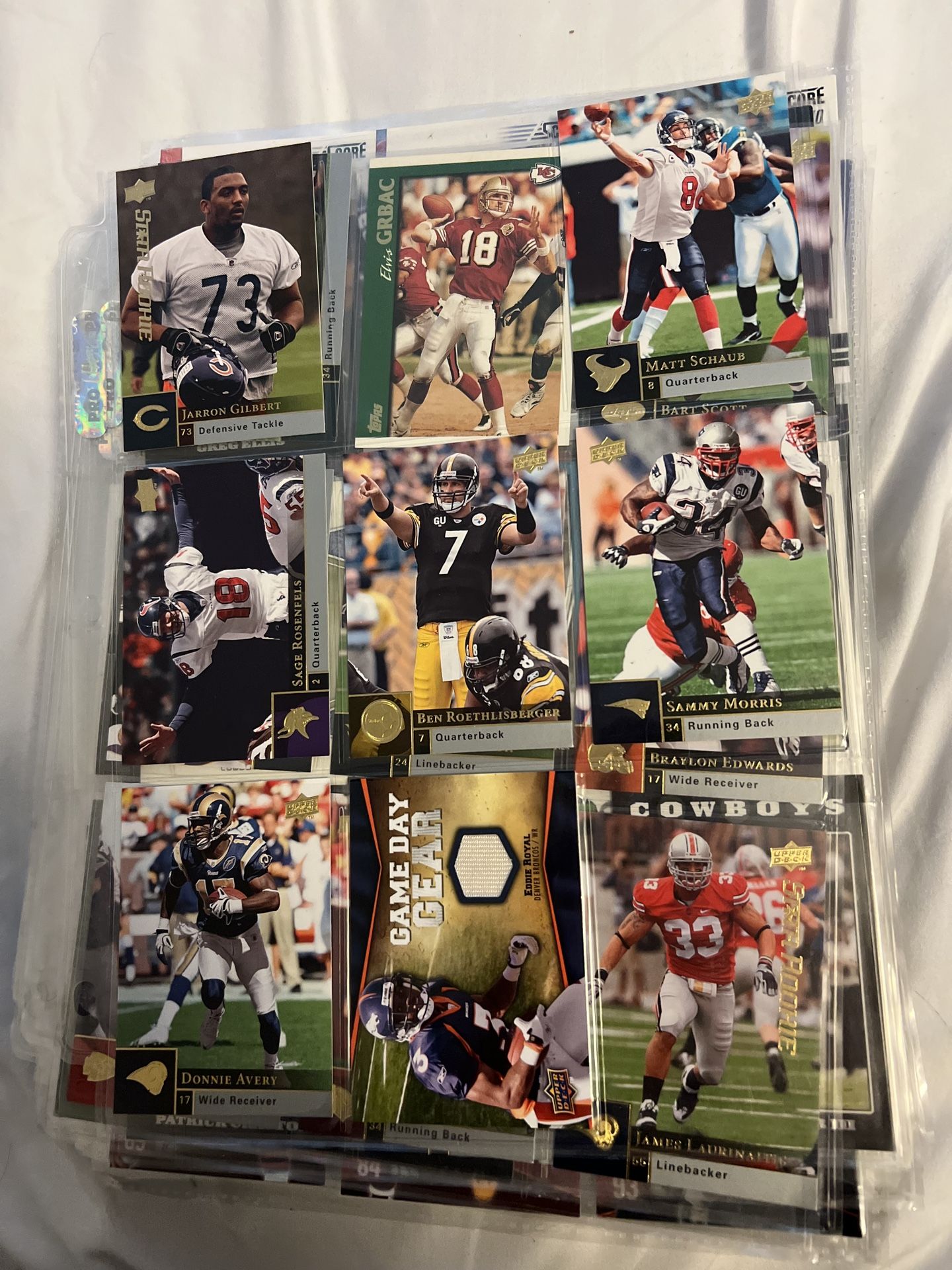 Assorted Football Cards for Sale in Riverside, CA OfferUp