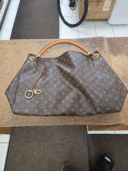 Louis Vuitton Artsy MM Monogram Shoulder Hobo