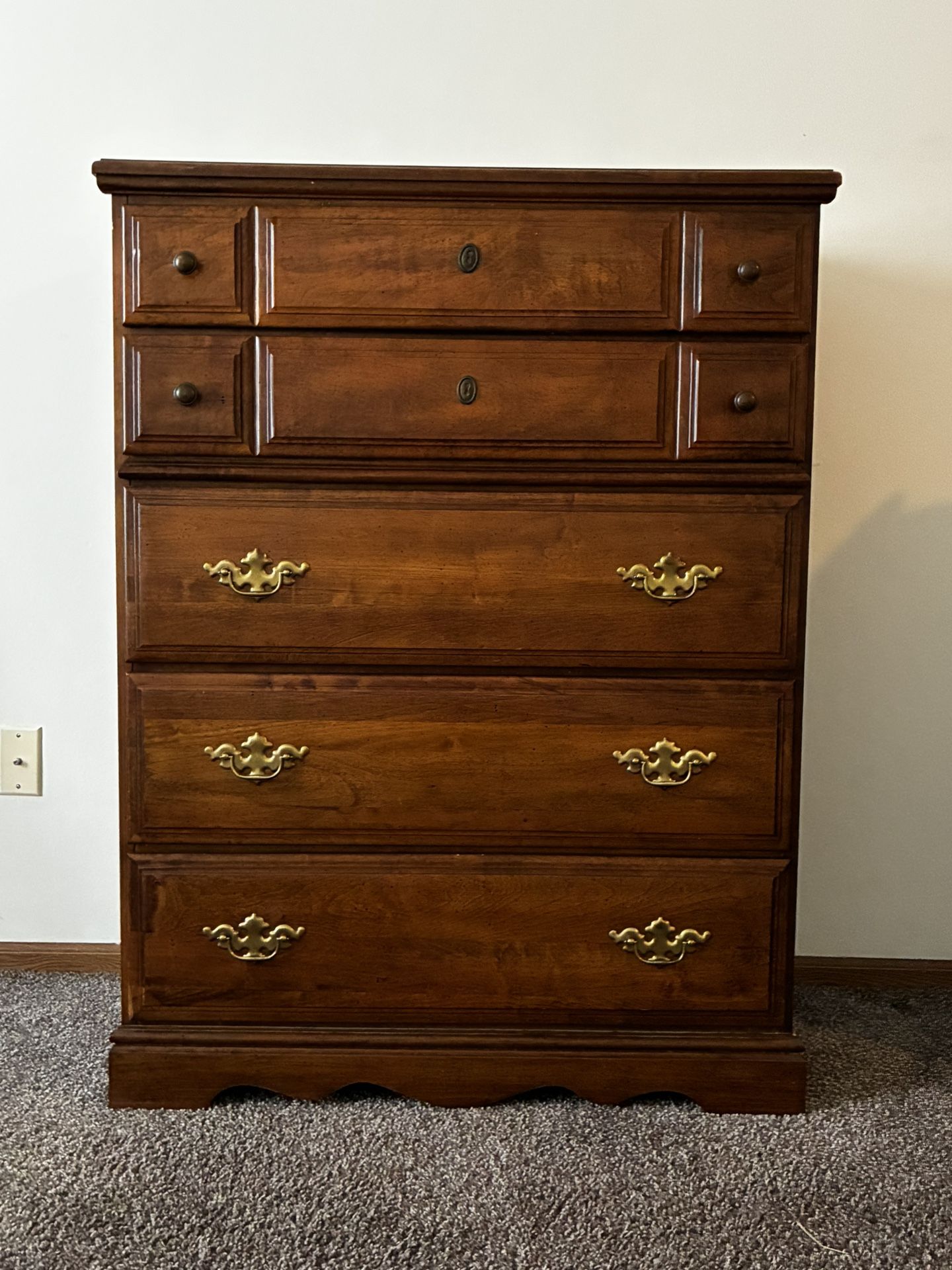5 Drawer Dresser