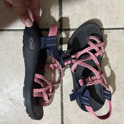 Sz 7 Woman’s Chaco 
