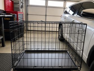 Medium  Black Wire Dog Crate with Tray