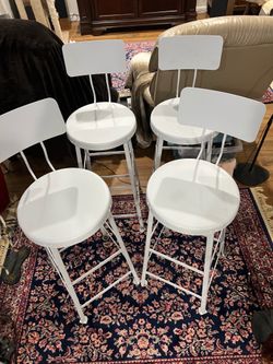 Set of 4 Bar Height Stools