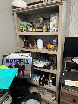 Light Wood 5-Shelf Bookcase