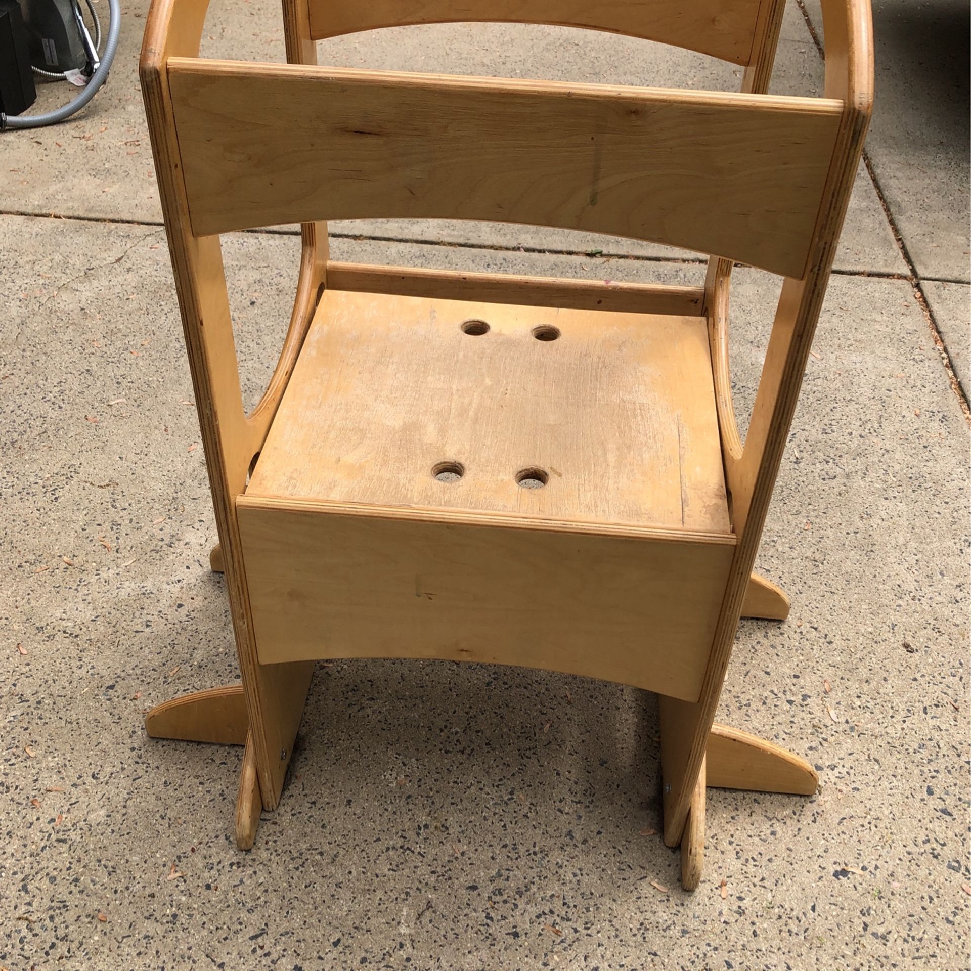 The Learning Tower - Golden Oak - Adjustable Kids Tower